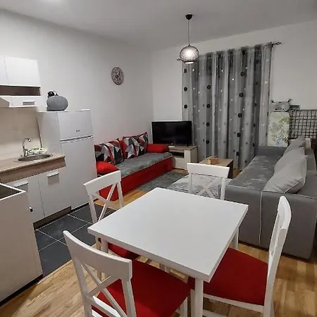 Apartman Tina *